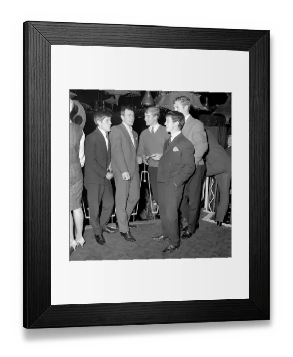 Framed Print : Teenager Fashions: Male Grooming: The teenage boys who go to the Ilford Palais have had Framed Print : Teenager Fashions: Male Grooming: The teenage boys who go to the Ilford Palais have had