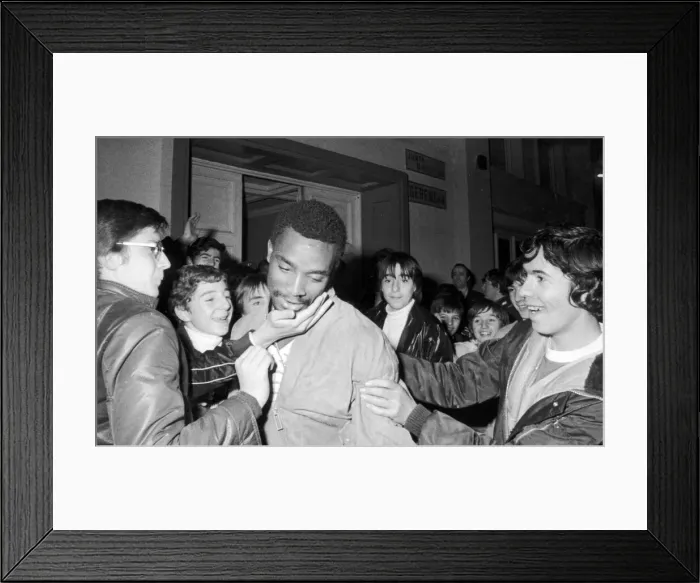 Framed Print : Laurie Cunningham, West Bromwich player, mobbed by fans, 20th November 1978 Framed Print : Laurie Cunningham, West Bromwich player, mobbed by fans, 20th November 1978