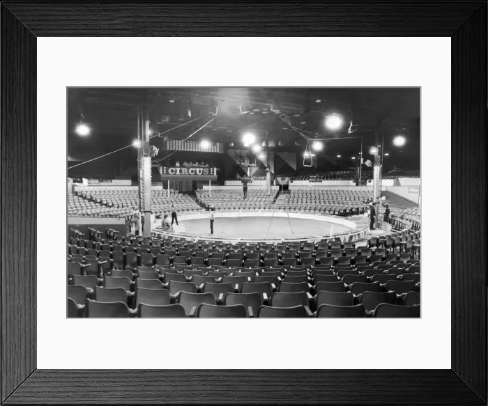 Framed Print : The circus ring at Kings Hall, Belle Vue, Manchester, is prepared for the last Framed Print : The circus ring at Kings Hall, Belle Vue, Manchester, is prepared for the last