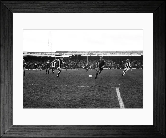 Framed Print : West Brom 2-0 Middlesborough, league match at The Hawthorns, Saturday 9th December 1978