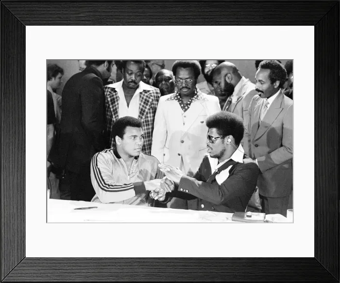 Framed Print : Muhammad Ali and Leon Spinks ahead of the second fight to be held at the Superdome in Framed Print : Muhammad Ali and Leon Spinks ahead of the second fight to be held at the Superdome in