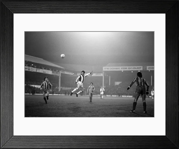 Framed Print : West Brom 2-0 Valencia, UEFA Cup match at The Hawthorns, Wednesday 6th December 1978 Framed Print : West Brom 2-0 Valencia, UEFA Cup match at The Hawthorns, Wednesday 6th December 1978