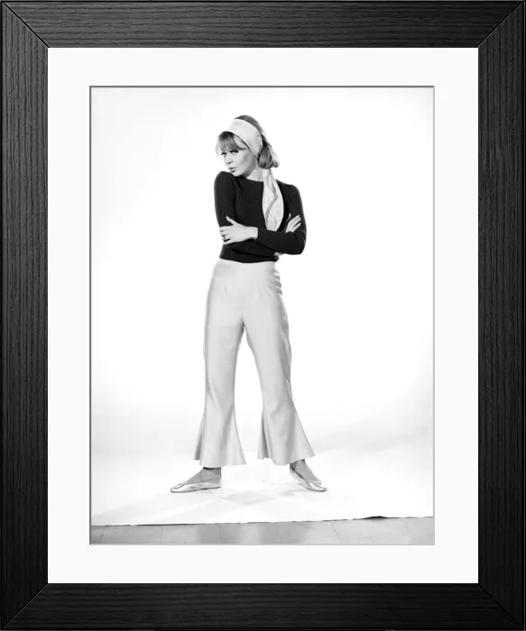 Framed Print : Clothing: Fashion: Trousers: Marlene Honor modelling the latest trousers designs: slacks Framed Print : Clothing: Fashion: Trousers: Marlene Honor modelling the latest trousers designs: slacks