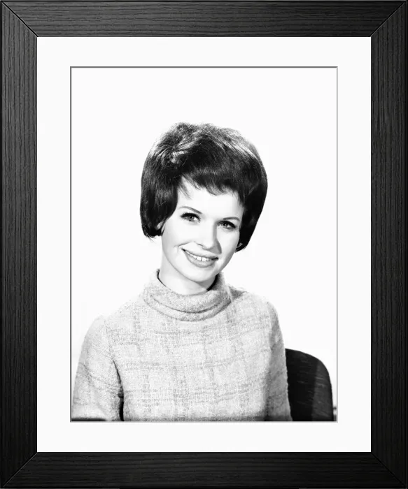 Framed Print : Fashion: Hairstyles: Wigs: Model: Vyvyan Dunbar. 1965 B1884-003 Framed Print : Fashion: Hairstyles: Wigs: Model: Vyvyan Dunbar. 1965 B1884-003