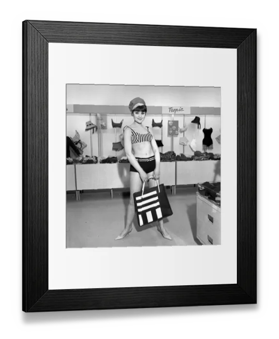 Framed Print : Clothing: Fashions: Paris: Woman (Debbie Attwood) seen here shopping in a Paris