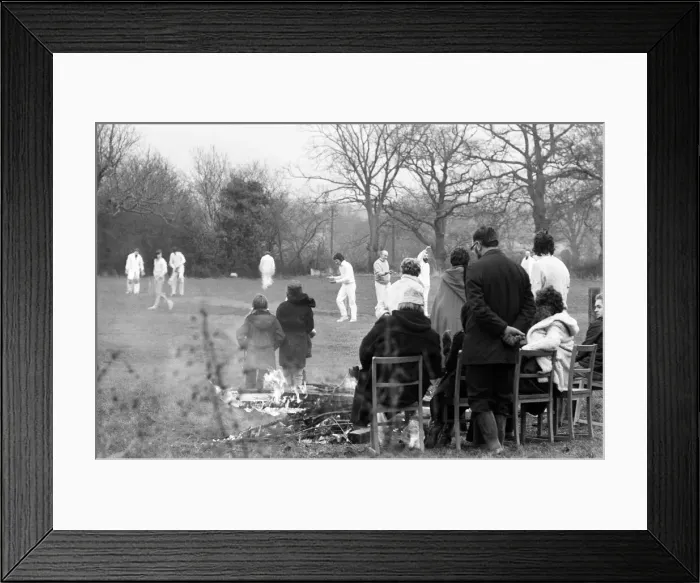 Framed Print : Boxing Day Cricket Match, 26th December 1972 Framed Print : Boxing Day Cricket Match, 26th December 1972