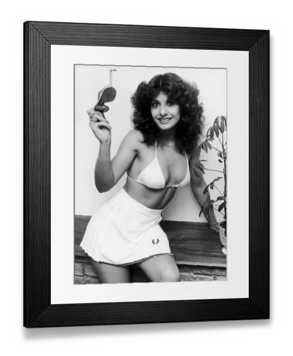Framed Print : Maria Stevens, Beauty Queen aged 19 years old, 29th January 1982 Framed Print : Maria Stevens, Beauty Queen aged 19 years old, 29th January 1982