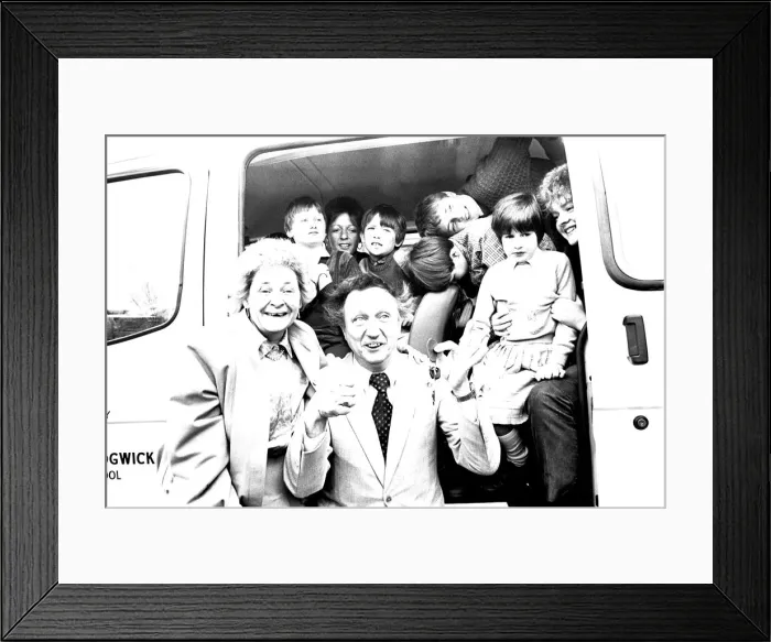 Framed Print : Comedian Ken Dodd made children from Thornhill Park School Framed Print : Comedian Ken Dodd made children from Thornhill Park School