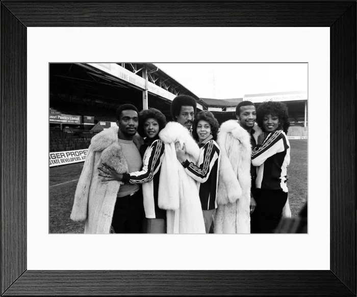 Framed Print : Valerie Holiday, Helen Scott and Sheila Ferguson a. k. a. The Three Degrees meet up with Framed Print : Valerie Holiday, Helen Scott and Sheila Ferguson a. k. a. The Three Degrees meet up with