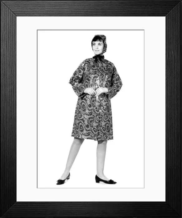 Framed Print : Reveille Fashions: Ann Cave. November 1966 P006694 Framed Print : Reveille Fashions: Ann Cave. November 1966 P006694