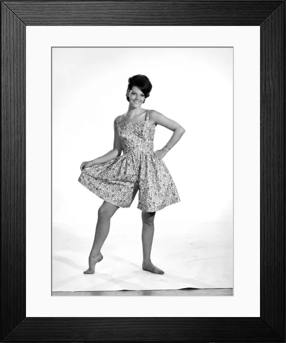 Framed Print : Clothing: Fashion: Trousers: Woman wearing culottes. Model: Joan Lofthouse Framed Print : Clothing: Fashion: Trousers: Woman wearing culottes. Model: Joan Lofthouse
