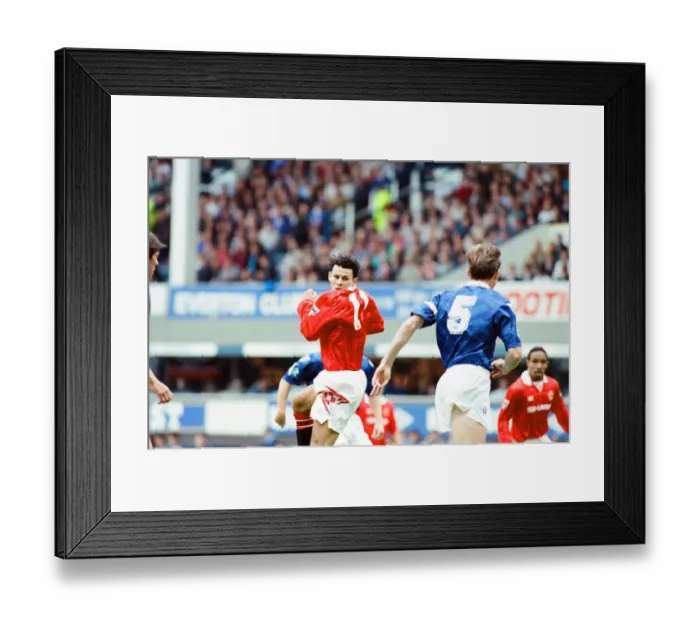 Framed Print : Everton 0-2 Manchester United, league match at Goodison Park