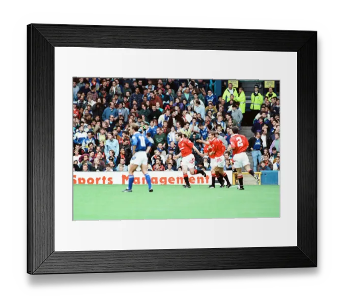 Framed Print : Everton 0-2 Manchester United, league match at Goodison Park