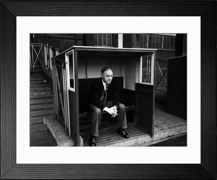 Framed Print : Huddersfield Town manager Bill Shankly during a training session at the clubs ground Framed Print : Huddersfield Town manager Bill Shankly during a training session at the clubs ground