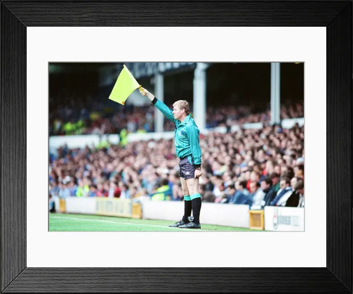 Framed Print : Everton 0-2 Manchester United, league match at Goodison Park Framed Print : Everton 0-2 Manchester United, league match at Goodison Park
