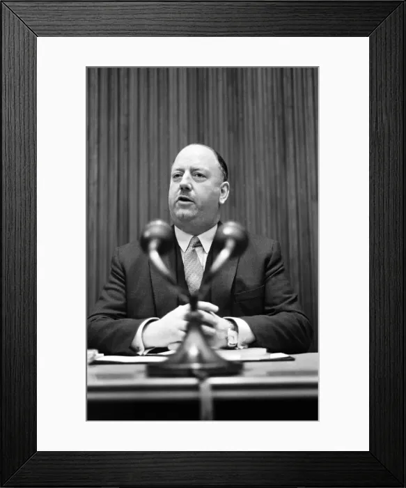 Framed Print : Dr Richard Beeching, Chairman of British Railways, at Rail Plan Conference Framed Print : Dr Richard Beeching, Chairman of British Railways, at Rail Plan Conference