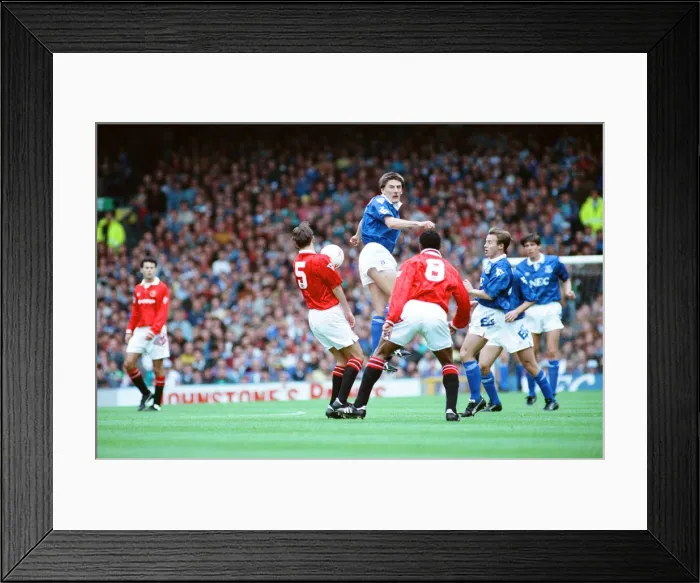 Framed Print : Everton 0-2 Manchester United, league match at Goodison Park