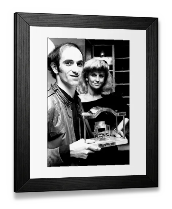 Framed Print : Actress Julie Christie in Newcastle at the Tyneside Cinema Film Festival
