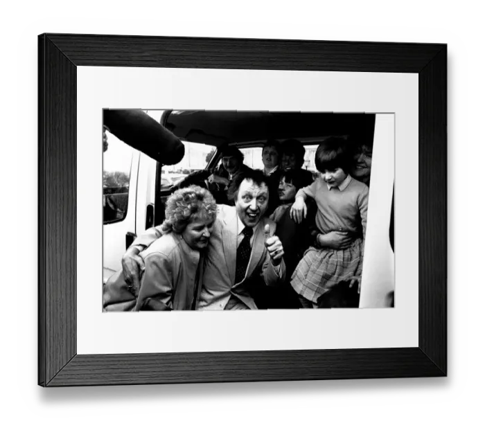 Framed Print : Comedian Ken Dodd made children from Thornhill Park School