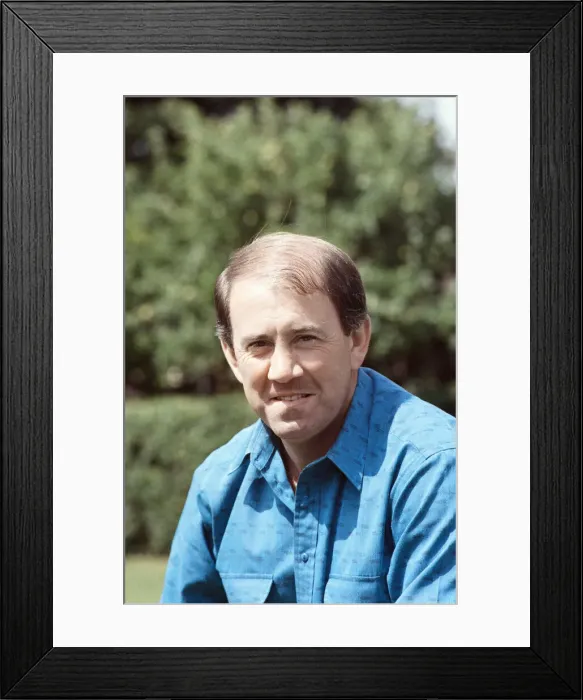 Framed Print : Everton manager Howard Kendall pictured at his home in Spain. 6th July 1988 Framed Print : Everton manager Howard Kendall pictured at his home in Spain. 6th July 1988