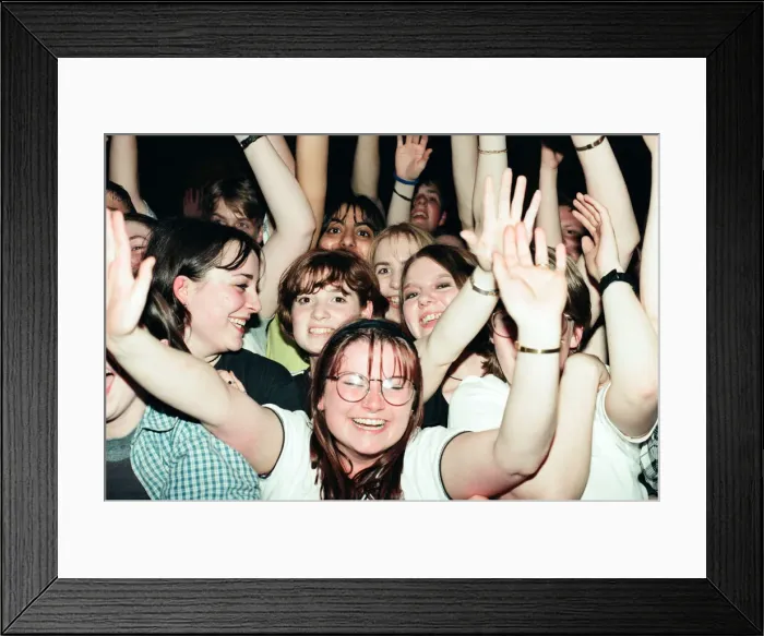 Framed Print : Pulp play the Clickimin Centre, Shetland, 13th August 1996. Fans and Supporters Framed Print : Pulp play the Clickimin Centre, Shetland, 13th August 1996. Fans and Supporters