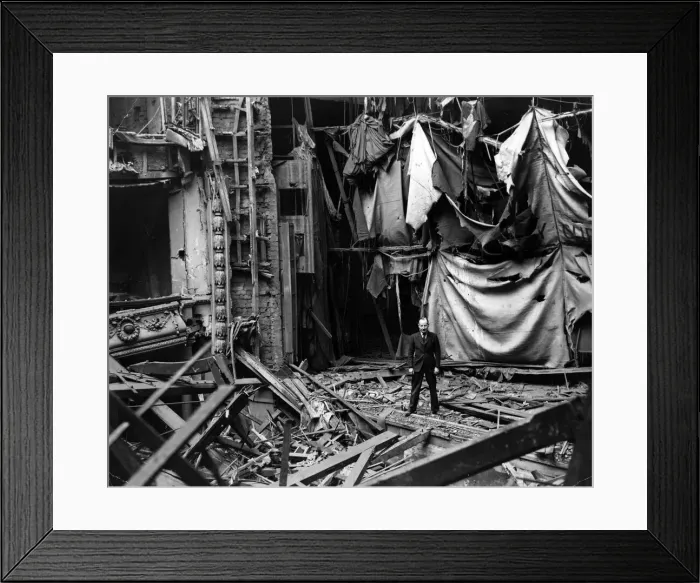 Framed Print : World War Two Air Raids, Birmingham, Bomb damage at the Empire Theatre. Circa 1940 Framed Print : World War Two Air Raids, Birmingham, Bomb damage at the Empire Theatre. Circa 1940