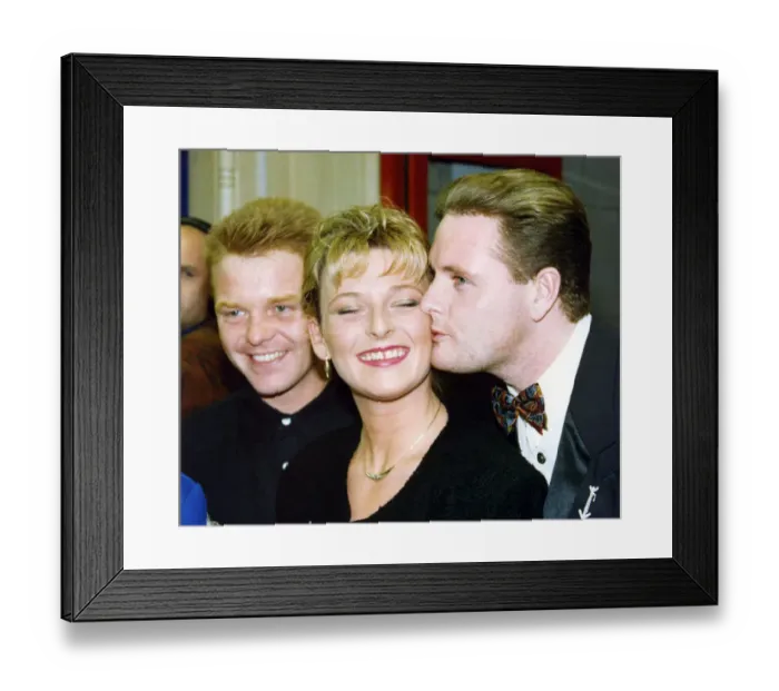 Framed Print : Footballer Paul Gascoigne - Gazza Paul Gascoigne attends the world premiere of Framed Print : Footballer Paul Gascoigne - Gazza Paul Gascoigne attends the world premiere of