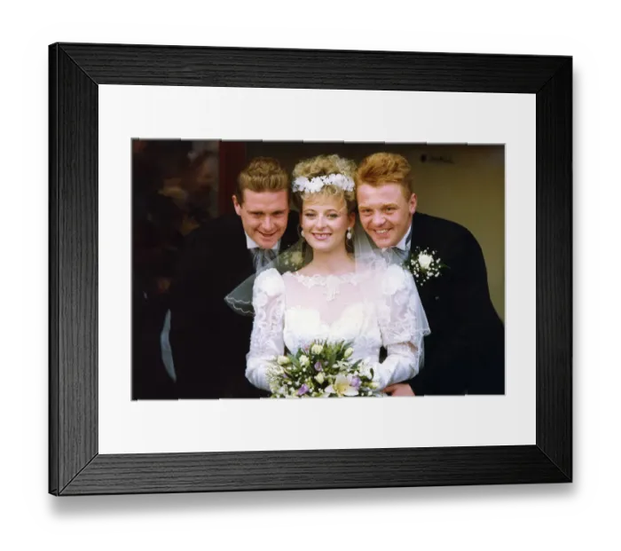 Framed Print : Footballer Paul Gascoigne - Gazza The wedding of Anna Marie Gascoigne to John Paul Framed Print : Footballer Paul Gascoigne - Gazza The wedding of Anna Marie Gascoigne to John Paul