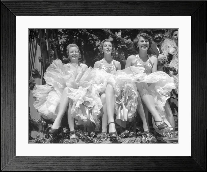 Framed Print : Soho Carnival, 10th July 1955 Framed Print : Soho Carnival, 10th July 1955
