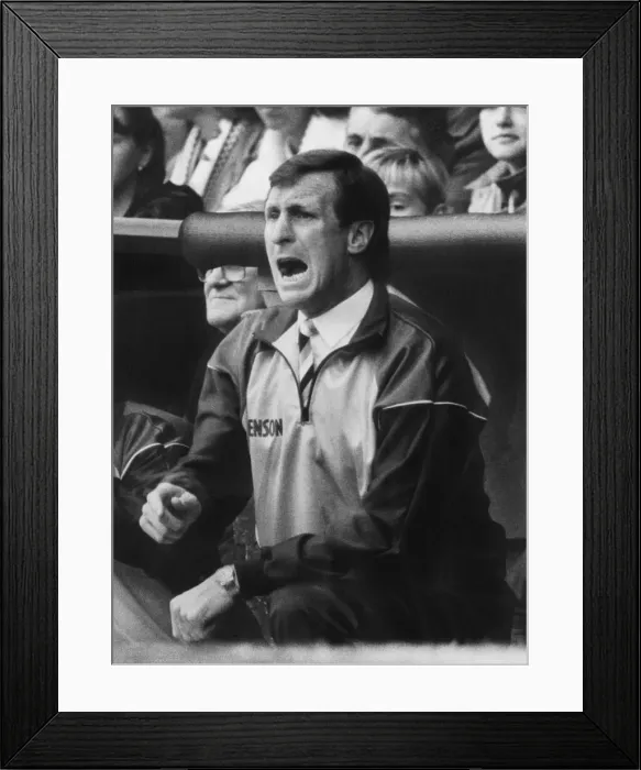 Framed Print : Billy McNeill, Aston Villa Football Manager 1986?1987. Pictured in dugout