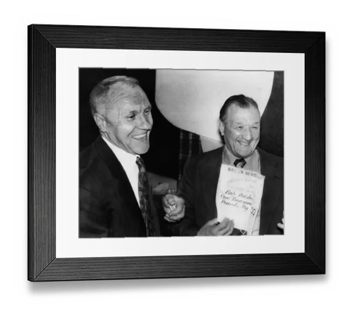 Framed Print : Bob Paisley (R) and Bill Shankly both former managers of Liverpool FC. Circa 1976