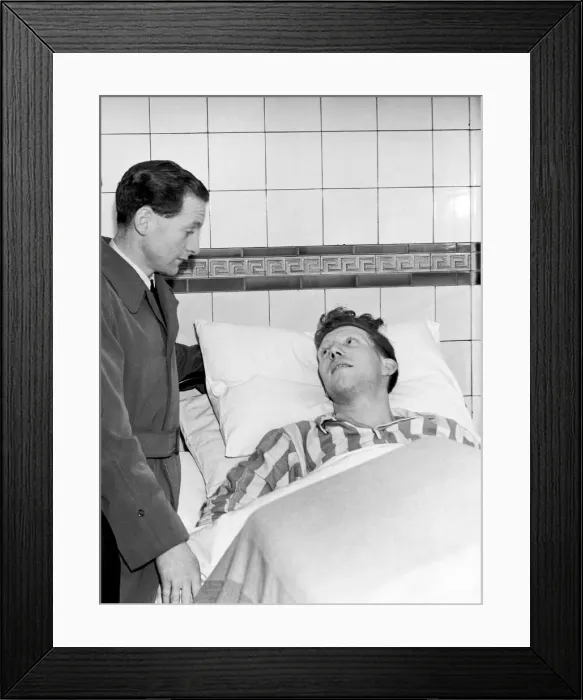 Framed Print : Derek Dooley is visited in hospital by Preston and England Winger Tom Finney after Dooley Framed Print : Derek Dooley is visited in hospital by Preston and England Winger Tom Finney after Dooley
