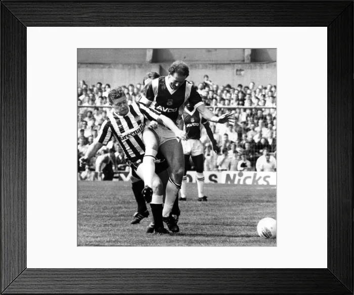 Framed Print : Newcastle United v West Ham United. 7th May, 1988. Paul Gascoigne (Gazza Framed Print : Newcastle United v West Ham United. 7th May, 1988. Paul Gascoigne (Gazza