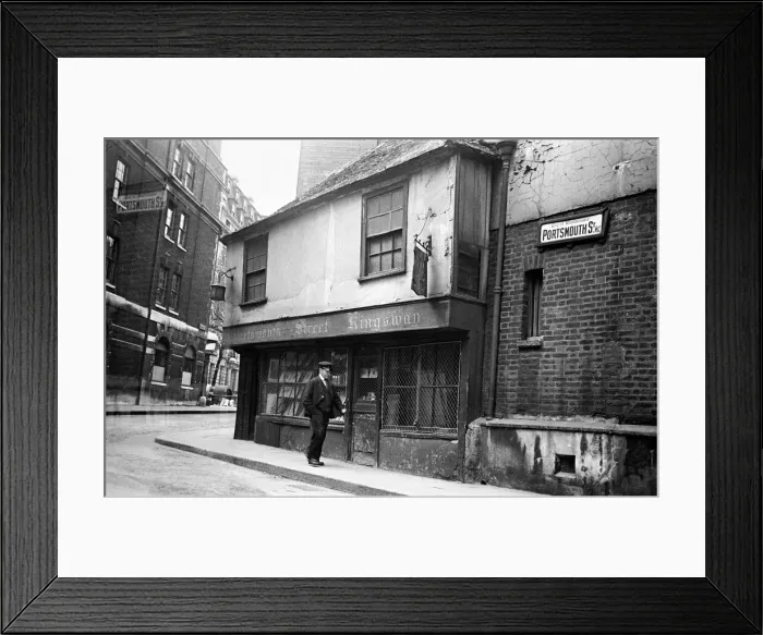 Framed Print : The Old Curiosity Shop in Portsmouth Street, Westminster, London