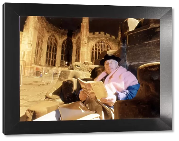 Coventry Cathedral Cyrenian Sleep Out. Tile Hill man Fred Nash gets started on a