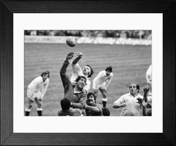 Framed Print : Rugby Union Five Nations International match at Twickenham. England 7 v France 6