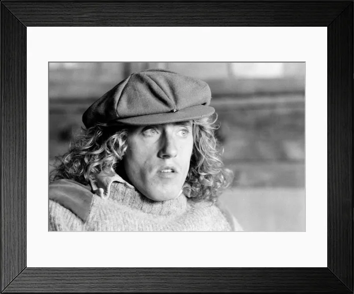 Framed Print : Roger Daltrey, lead singer of The Who rock group, at home on his 300 acre farm in Sussex Framed Print : Roger Daltrey, lead singer of The Who rock group, at home on his 300 acre farm in Sussex