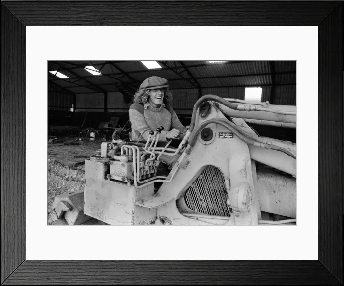 Framed Print : Roger Daltrey, lead singer of The Who rock group, at home on his 300 acre farm in Sussex Framed Print : Roger Daltrey, lead singer of The Who rock group, at home on his 300 acre farm in Sussex