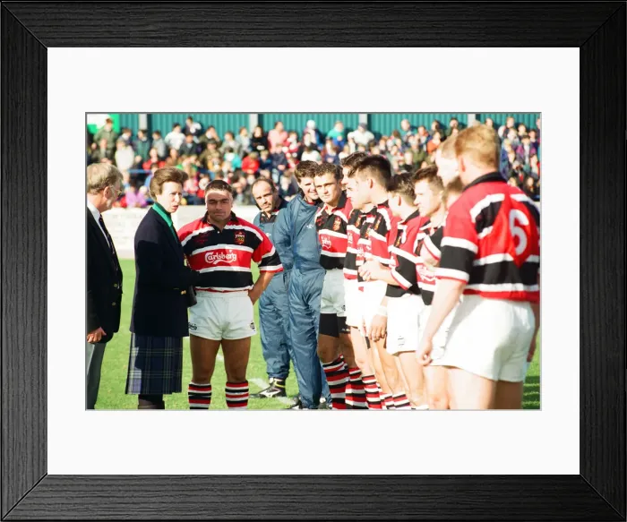 Framed Print : Forthbank Stadium, 26th September 1995. Gavin Hastings makes his last big-game Framed Print : Forthbank Stadium, 26th September 1995. Gavin Hastings makes his last big-game