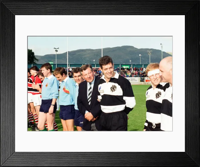 Framed Print : Forthbank Stadium, 26th September 1995. Gavin Hastings makes his last big-game Framed Print : Forthbank Stadium, 26th September 1995. Gavin Hastings makes his last big-game
