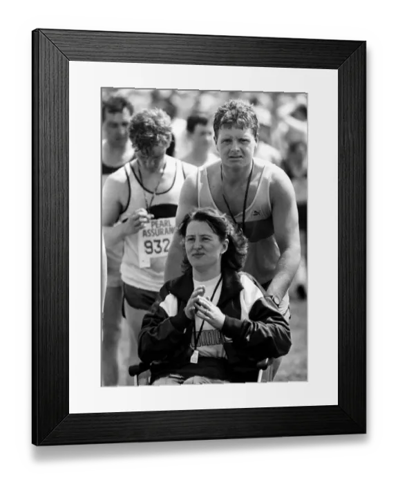 Framed Print : Footballer Paul Gascoigne - Gazza Paul Gascoigne completes the Great North Run