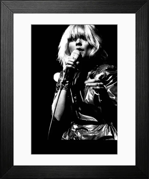 Framed Print : Debbie Harry of Blondie performs in concert at Newcastle City Hall 4 January 1980