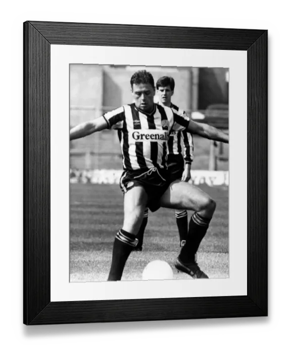 Framed Print : Footballer Paul Gascoigne - Gazza A general action shot of Paul Gascoigne in
