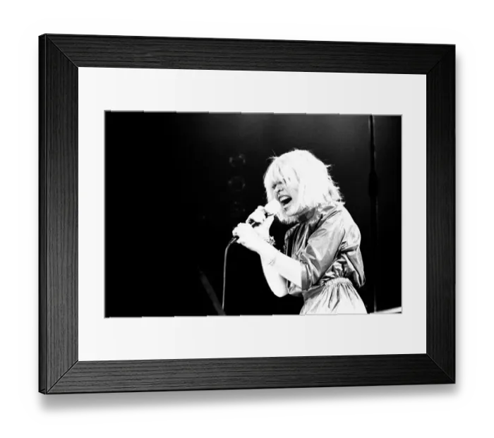 Framed Print : Debbie Harry of Blondie performs in concert at Newcastle City Hall 4 January 1980 Framed Print : Debbie Harry of Blondie performs in concert at Newcastle City Hall 4 January 1980
