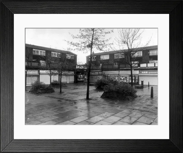 Framed Print : A deserted shopping precinct in Harpurey, 11th November 1987 Framed Print : A deserted shopping precinct in Harpurey, 11th November 1987