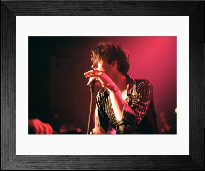 Framed Print : Pulp play the Clickimin Centre, Shetland, 13th August 1996. Lead Singer, Jarvis Cocker