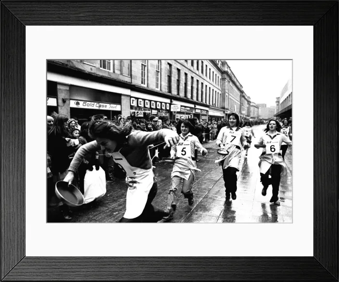 Framed Print : The Shrove Tuesday Jiff Lemons Pancake Race in Clayton Street Framed Print : The Shrove Tuesday Jiff Lemons Pancake Race in Clayton Street
