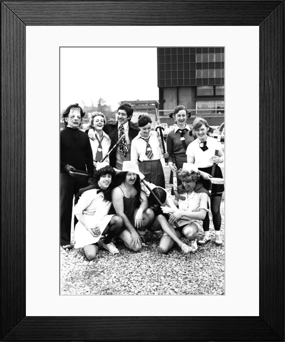 Framed Print : Staff from Northumbrian Waters offices at Gosforth, Newcastle Framed Print : Staff from Northumbrian Waters offices at Gosforth, Newcastle