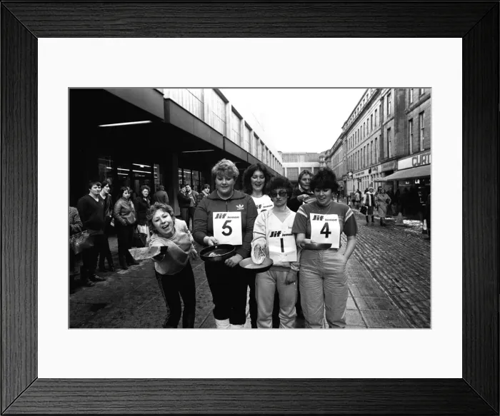 Framed Print : The Shrove Tuesday Jiff Lemons Pancake Race in Clayton Street