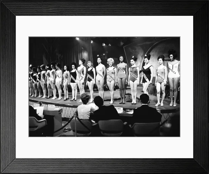 Framed Print : Contestants for Miss World 1964 Beauty Competition, pictured wearing swimwear during